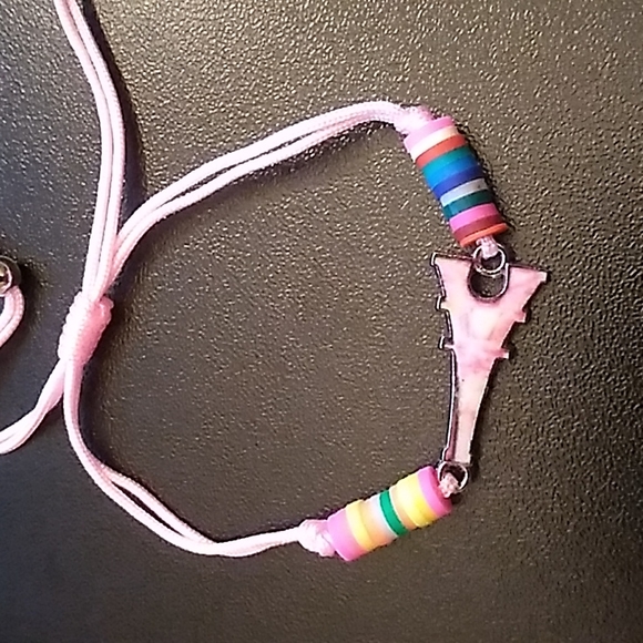 BBTO Gorgeous Eiffel Tower Bracelet w Pink Cording up to 10 inches - Picture 2 of 6